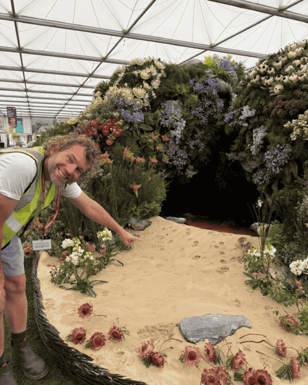 Chelsea-Rooibos-Garden-Wins-Gold-at-2025-Flower-Show
